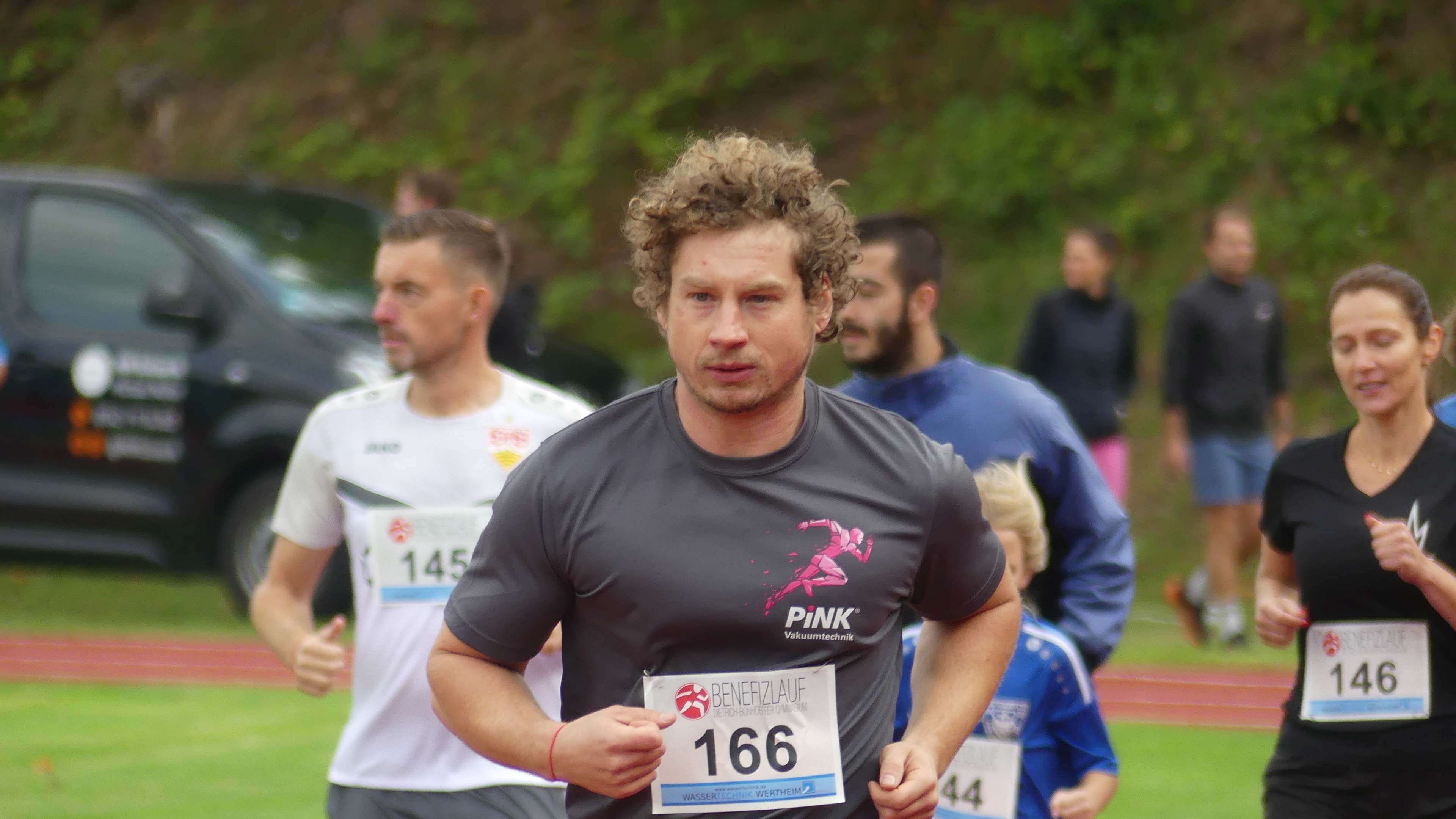 Bild vom 14. Benefizlauf im Jahr 2024. Dies ist das 14. Bild.